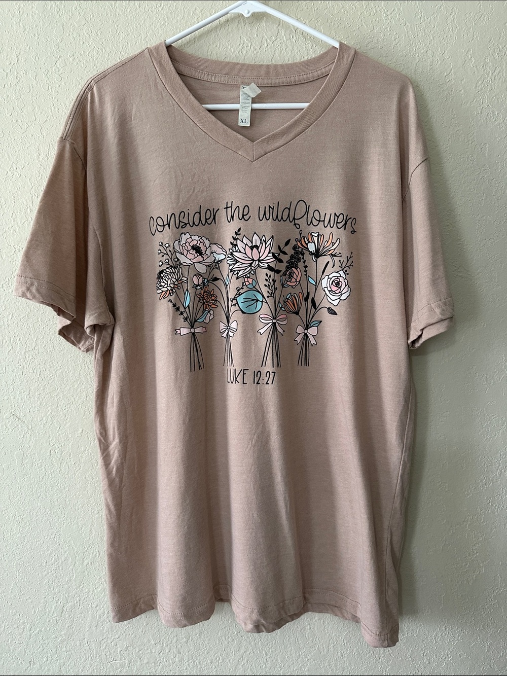 Love in Faith Dusty Pink “Consider the Wildflowers” Graphic Tee XL - Picture 3 of 10